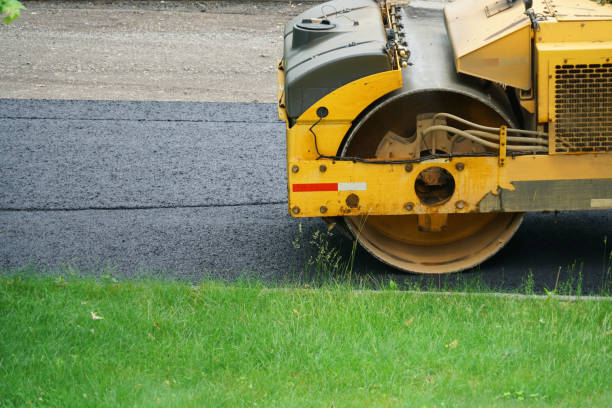 Best Driveway Overlay Services  in Grinnell, IA